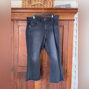 Gap Black size 33 / 16P raw edge Jeans